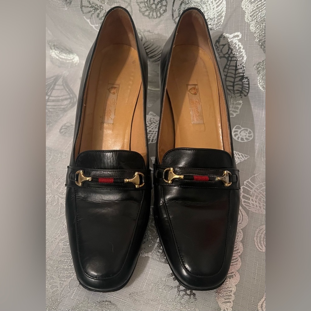 Vintage Gucci heels